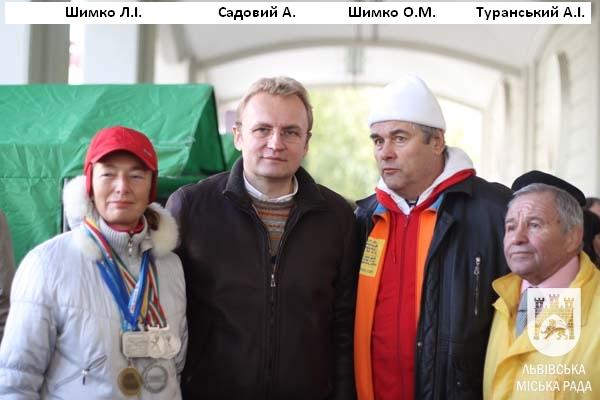 Шимко, Садовий А., Туранський А. І. 2010 жовтень